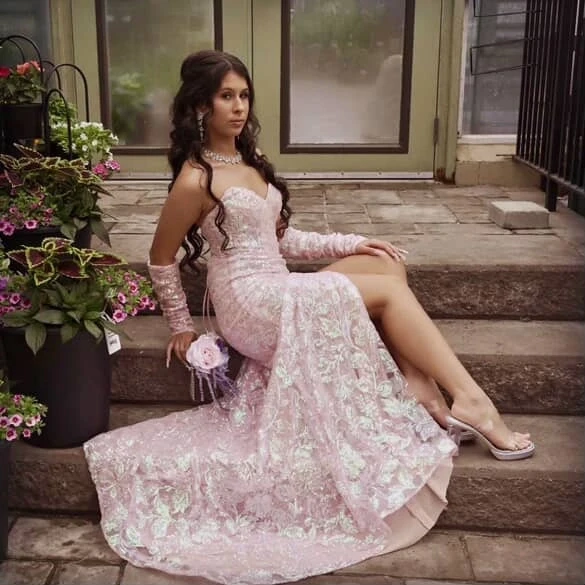 Gallery Image #slidesGrid6