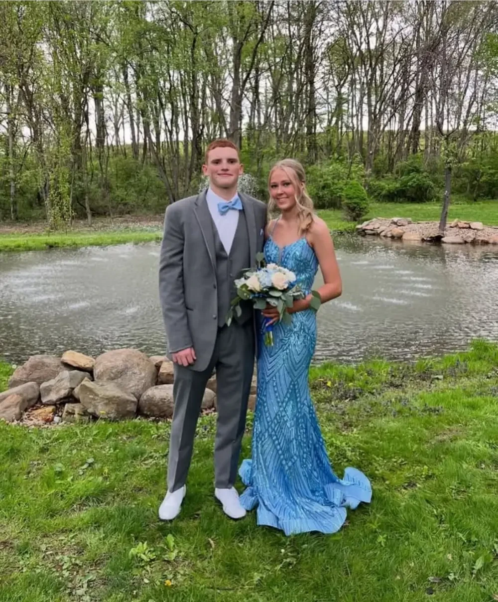 Gallery Image #slidesGrid14