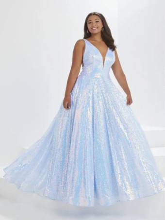 Christina Wu Plus Style #16046 #2 thumbnail