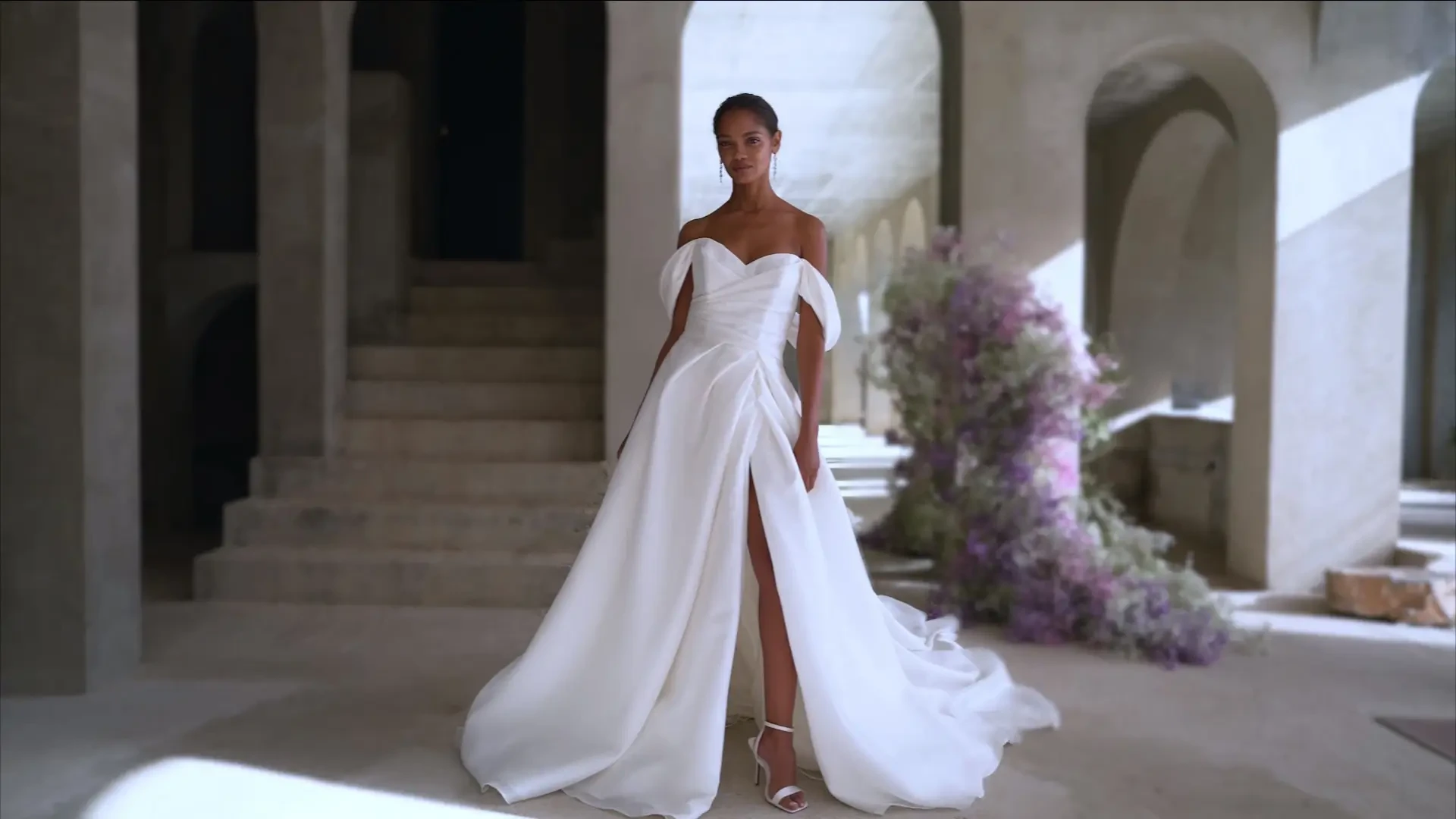 Carousel Image Mobile 1